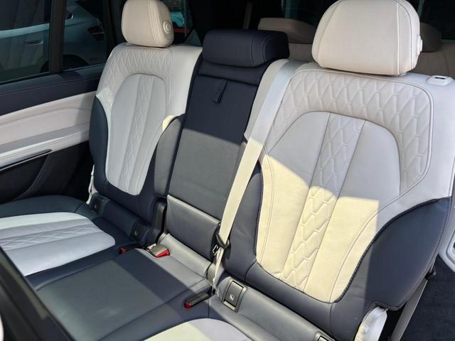 Ｘ７ ｘＤｒｉｖｅ　３５ｄ　デザインピュアエクセレンス　ワンオーナー　ウェルネスパッケージ　ｈａｒｍａｎ／ｋａｒｄｏｎサウンドシステム　アルカンタラルーフ・ライニング　マルチスポーク・スタイリング７５７アロイ・Ｒ２２ホイール　前後ドラレコ　ルーフレール（41枚目）