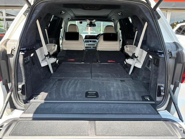 Ｘ７ ｘＤｒｉｖｅ　３５ｄ　デザインピュアエクセレンス　ワンオーナー　ウェルネスパッケージ　ｈａｒｍａｎ／ｋａｒｄｏｎサウンドシステム　アルカンタラルーフ・ライニング　マルチスポーク・スタイリング７５７アロイ・Ｒ２２ホイール　前後ドラレコ　ルーフレール（52枚目）