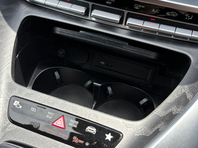 ＧＴ ４ドアクーペ ４３　４マチック＋　ライドコントロール＋パッケージ　グラファイトグレーマグノ　ＡＭＧライドコントロールＰＫＧ　エクスクルーシブＰＫＧ　アダプティブクルーズコントロール　ブルメスターサウンド　純正ナビフルセグＢカメラ３６０°カメラ　スライディングルーフ（30枚目）