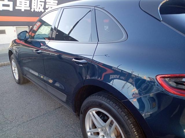 PORSCHE MACAN MACAN