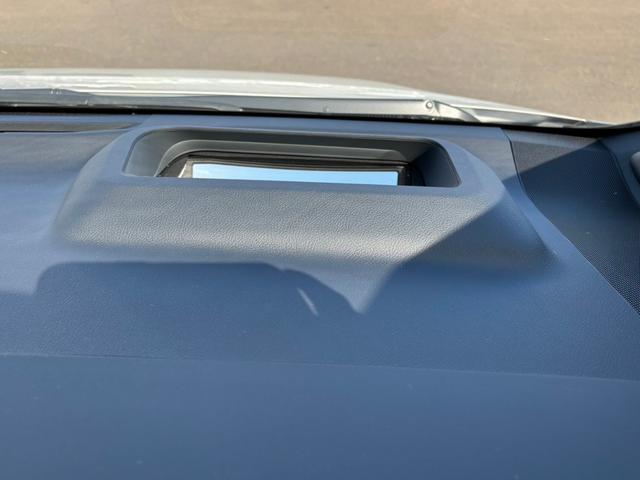 アルファードハイブリッド エグゼクティブラウンジ　モデリスタフルエアロ・モデリスタマフラー　トヨタチームメイト・セーフティセンス　ＪＢＬサウンド　左右独立ムーンルーフ　フリップダウンモニター　ＯＰ１９インチＡＷ　デジタルインナーミラー　ＡＣＣ（17枚目）