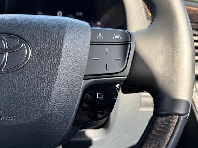 アルファードハイブリッド エグゼクティブラウンジ　モデリスタフルエアロ・モデリスタマフラー　トヨタチームメイト・セーフティセンス　ＪＢＬサウンド　左右独立ムーンルーフ　フリップダウンモニター　ＯＰ１９インチＡＷ　デジタルインナーミラー　ＡＣＣ（19枚目）