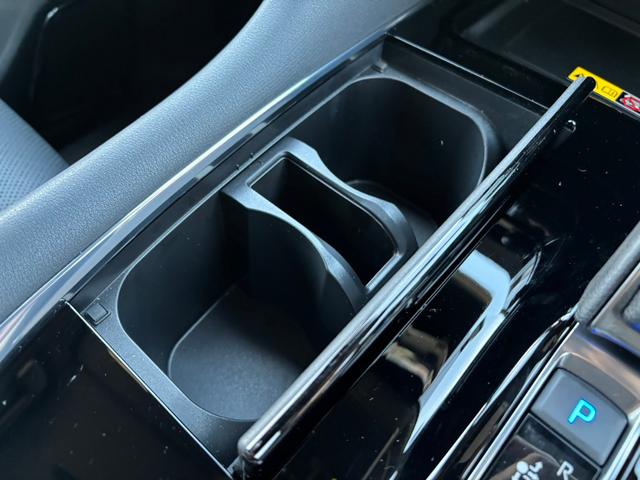 アルファードハイブリッド エグゼクティブラウンジ　モデリスタフルエアロ・モデリスタマフラー　トヨタチームメイト・セーフティセンス　ＪＢＬサウンド　左右独立ムーンルーフ　フリップダウンモニター　ＯＰ１９インチＡＷ　デジタルインナーミラー　ＡＣＣ（25枚目）