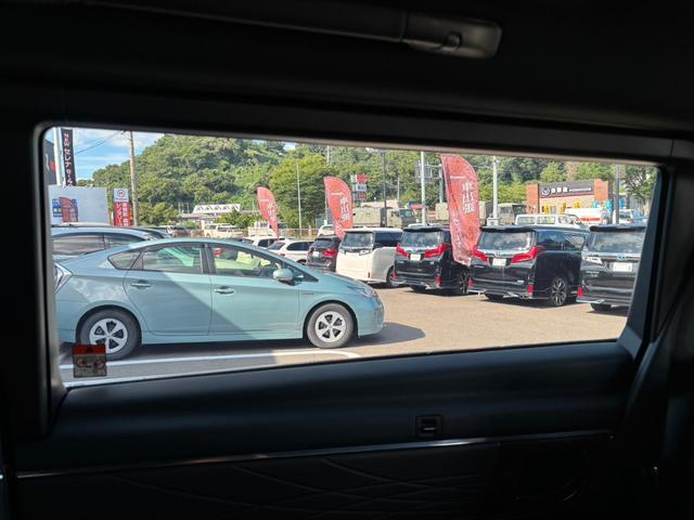 アルファードハイブリッド エグゼクティブラウンジ　モデリスタフルエアロ・モデリスタマフラー　トヨタチームメイト・セーフティセンス　ＪＢＬサウンド　左右独立ムーンルーフ　フリップダウンモニター　ＯＰ１９インチＡＷ　デジタルインナーミラー　ＡＣＣ（52枚目）