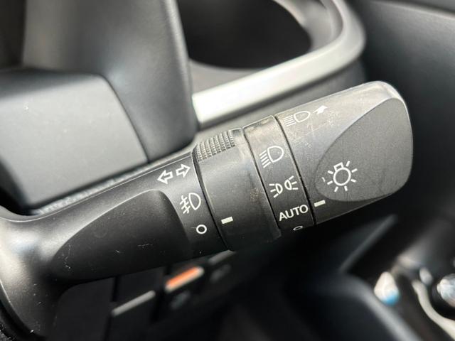 ヴェルファイア ２．５Ｚ　トヨタセーフティセンス　オートクルーズＣ　純正９インチナビフルセグＢカメラ　両側Ｐスライドドア　ＰＣＳ　ＬＤＡ　純正１８インチＡＷ　ＬＥＤヘッドライト　ＥＴＣ　プッシュスタート（7枚目）