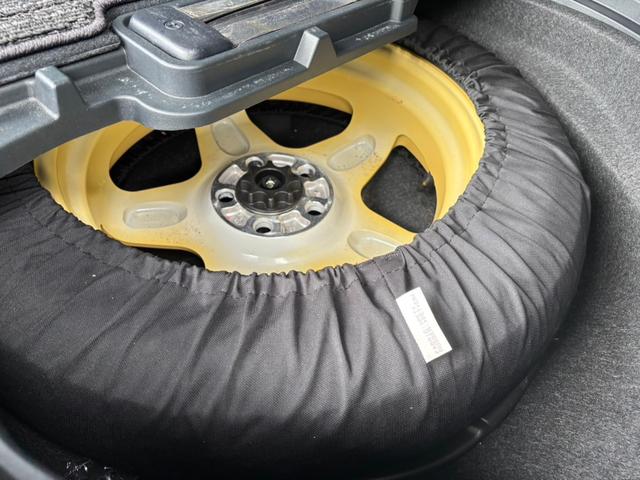 ヴェルファイア ２．５Ｚ　トヨタセーフティセンス　オートクルーズＣ　純正９インチナビフルセグＢカメラ　両側Ｐスライドドア　ＰＣＳ　ＬＤＡ　純正１８インチＡＷ　ＬＥＤヘッドライト　ＥＴＣ　プッシュスタート（42枚目）