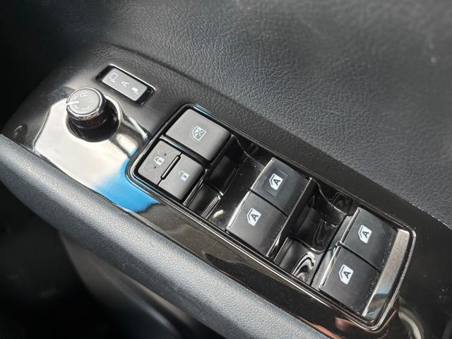 ヴェルファイア ２．５Ｚ　トヨタセーフティセンス　オートクルーズＣ　純正９インチナビフルセグＢカメラ　両側Ｐスライドドア　ＰＣＳ　ＬＤＡ　純正１８インチＡＷ　ＬＥＤヘッドライト　ＥＴＣ　プッシュスタート（45枚目）