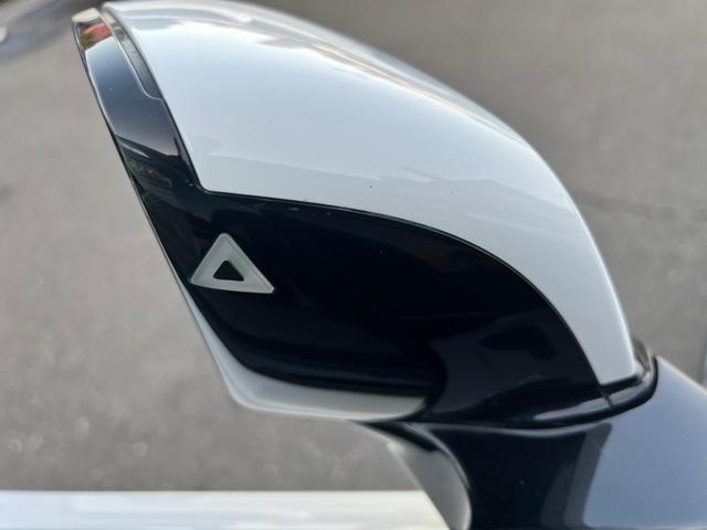 ３シリーズ ３２０ｉ　Ｍスポーツ　後期型　純正ナビ　バックカメラ　ＥＴＣ　パワーシート　インテリジェントセーフティ　アクティブクルーズコントロール　レーンチェンジウォーニング　ＬＥＤヘッドライト　スマートキー　純正アルミホイール（26枚目）