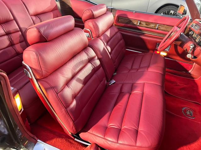 キャデラックエルドラド コンバーチブル ELDORADO CONVERTIBLE 1976年モデル(17枚目)