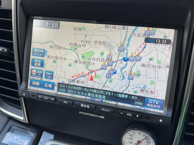 パナメーラ ベースグレード スポーツクロノPKG BOSEサウンド 純正ナビフルセグBカメラ パワーテールリッド クルーズC パドルシフト シートヒーター レザーシート 純正18インチアルミ ドラレコ レーダー ETC(10枚目)