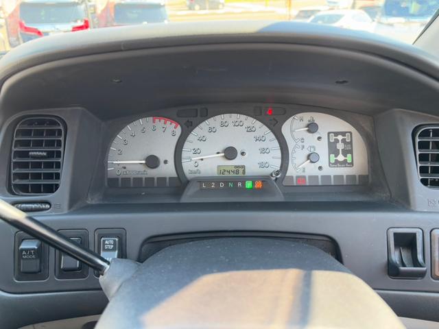 MITSUBISHI DELICA SPACE GEAR ACTIVE FIELD EDITION