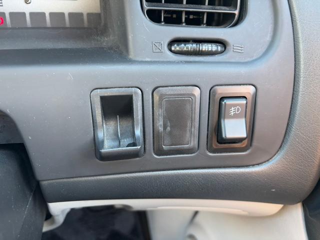 MITSUBISHI DELICA SPACE GEAR ACTIVE FIELD EDITION