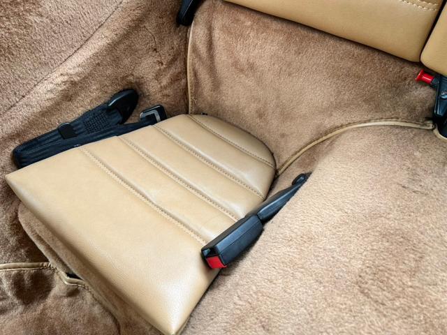 911 911カレラ2 カブリオレ モデル年式1991年製 中古平行車 911(964型)カレラ2カブリオレ 左ハンドル(26枚目)