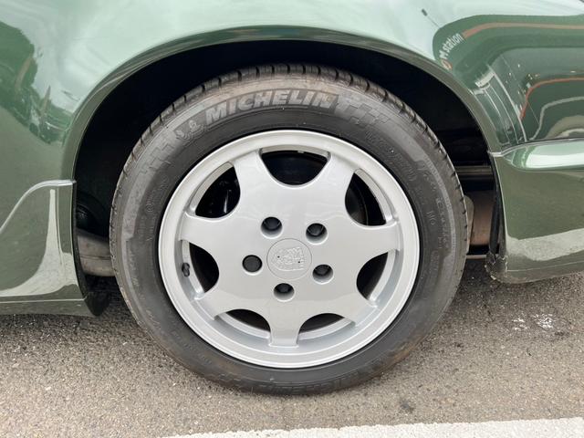 911 911カレラ2 カブリオレ モデル年式1991年製 中古平行車 911(964型)カレラ2カブリオレ 左ハンドル(37枚目)