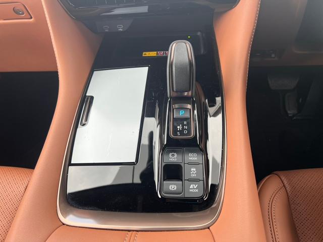 ヴェルファイアハイブリッド Z プレミア ワンオーナー トヨタチームメイト セーフティセンス GRパフォーマンスPKG HUD メーカーナビフルセグBカメラ360°カメラ 有機ELフリップダウンモニター 左右独立ムーンルーフ両側Pスライドドア(11枚目)