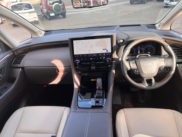 アルファードPHEV エグゼクティブラウンジ トヨタチームメイト セーフティセンス ムーンルーフ メーカー14型ナビTVリヤエンターテイメント JBLサウンド デジタルインナーミラー エグゼクティブラウンジシート ユニバーサルステップ 寒冷地仕様(8枚目)