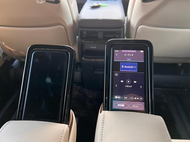 アルファードPHEV エグゼクティブラウンジ トヨタチームメイト セーフティセンス ムーンルーフ メーカー14型ナビTVリヤエンターテイメント JBLサウンド デジタルインナーミラー エグゼクティブラウンジシート ユニバーサルステップ 寒冷地仕様(31枚目)