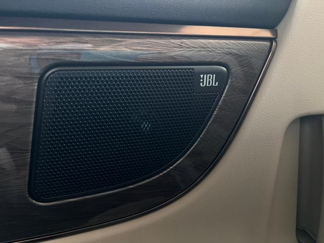 アルファードPHEV エグゼクティブラウンジ トヨタチームメイト セーフティセンス ムーンルーフ メーカー14型ナビTVリヤエンターテイメント JBLサウンド デジタルインナーミラー エグゼクティブラウンジシート ユニバーサルステップ 寒冷地仕様(52枚目)