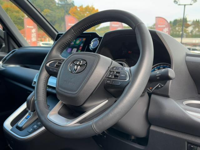 ヴォクシー ハイブリッドS-G トヨタセーフティセンス ACC 純正ナビフルセグBカメラ アラウンドビューカメラ 両側パワースライドドア LEDヘッドライト BSM 純正16インチアルミホイール オートライト 4WD(7枚目)