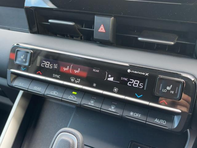 ヴォクシー ハイブリッドS-G トヨタセーフティセンス ACC 純正ナビフルセグBカメラ アラウンドビューカメラ 両側パワースライドドア LEDヘッドライト BSM 純正16インチアルミホイール オートライト 4WD(22枚目)