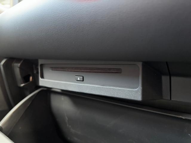 ヴォクシー ハイブリッドS-G トヨタセーフティセンス ACC 純正ナビフルセグBカメラ アラウンドビューカメラ 両側パワースライドドア LEDヘッドライト BSM 純正16インチアルミホイール オートライト 4WD(25枚目)