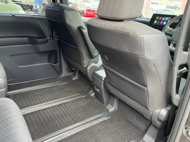 ヴォクシー ハイブリッドS-G トヨタセーフティセンス ACC 純正ナビフルセグBカメラ アラウンドビューカメラ 両側パワースライドドア LEDヘッドライト BSM 純正16インチアルミホイール オートライト 4WD(35枚目)