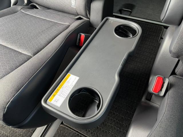 ヴォクシー ハイブリッドS-G トヨタセーフティセンス ACC 純正ナビフルセグBカメラ アラウンドビューカメラ 両側パワースライドドア LEDヘッドライト BSM 純正16インチアルミホイール オートライト 4WD(41枚目)