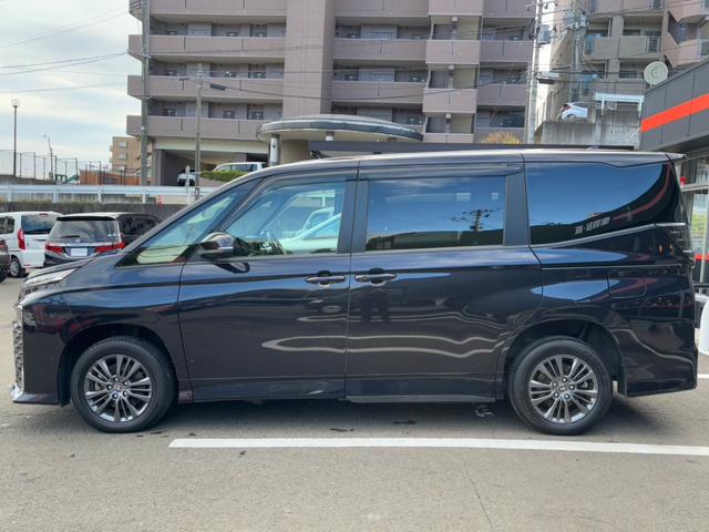 ヴォクシー ハイブリッドS-G トヨタセーフティセンス ACC 純正ナビフルセグBカメラ アラウンドビューカメラ 両側パワースライドドア LEDヘッドライト BSM 純正16インチアルミホイール オートライト 4WD(63枚目)