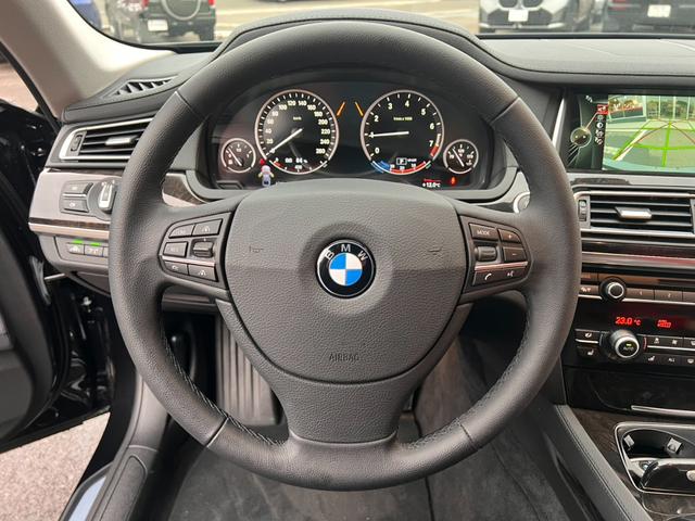 7シリーズ アクティブハイブリッド7L ワンオーナー 左ハンドル インテリジェントセーフティ ACC ハイラインパッケージ コンフォートアクセス メーカーナビフルセグBカメラSカメラ ドライビングアシスト HUD レザーシート(11枚目)