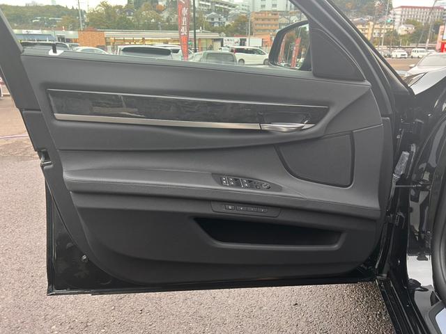 7シリーズ アクティブハイブリッド7L ワンオーナー 左ハンドル インテリジェントセーフティ ACC ハイラインパッケージ コンフォートアクセス メーカーナビフルセグBカメラSカメラ ドライビングアシスト HUD レザーシート(23枚目)