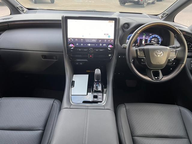 メーカーナビフルセグＢカメラ　ＪＢＬサウンド　アラウンドビューカメラ　ＨＵＤ　有機ＥＬフリップダウン　スペアタイヤ