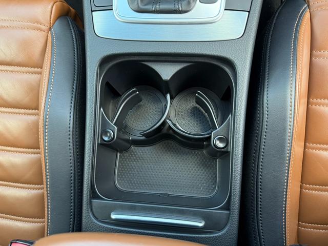 フォルクスワーゲンＣＣ ＴＳＩテクノロジーパッケージ　フロントアシスト　ＡＣＣ　純正ナビフルセグＢカメラ　レザーシート　シートヒーター　レーンアシスト　ＨＩＤヘッドライト　ＥＴＣ　純正１８インチアルミホイール（17枚目）