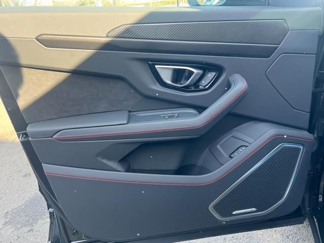 ウルス S 23インチTaigete BANG&OLUFSEN カーボンインテリアPKG スタイルPKG アンビエントライトPKG マッサージ機能付シート ヘッドアップディスプレイ レーダークルーズ(24枚目)