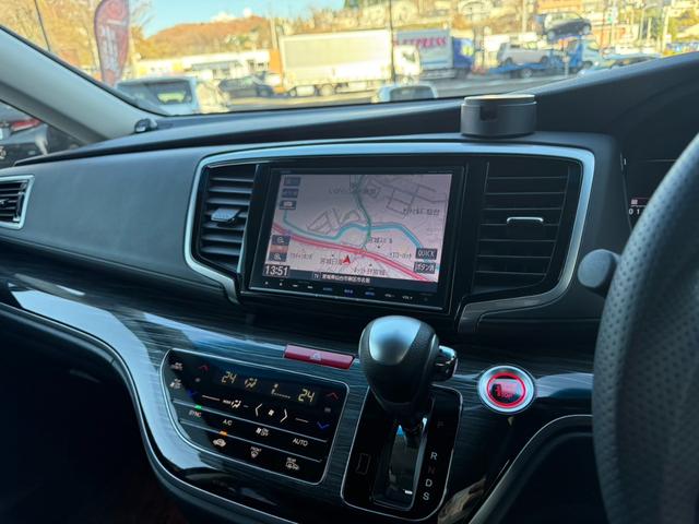 オデッセイ アブソルート・EXアドバンス ホンダセンシング 純正ナビフルセグBカメラ 純正フリップダウンモニター ハーフレザーシート コンフォートビューパッケージ 両側パワースライドドア BSM プッシュスタート シートカバー(12枚目)