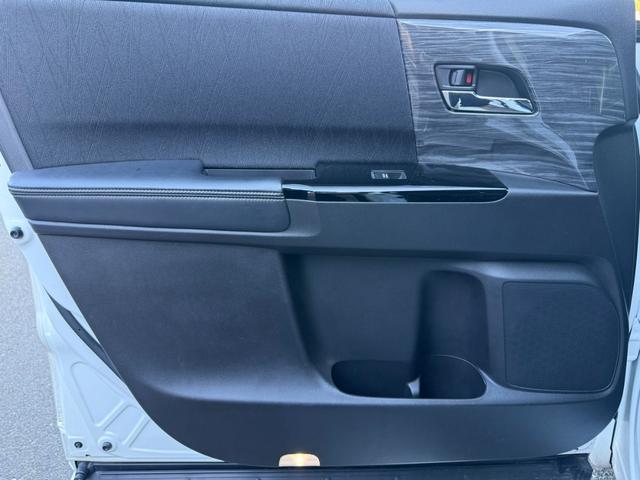 オデッセイ アブソルート・EXアドバンス ホンダセンシング 純正ナビフルセグBカメラ 純正フリップダウンモニター ハーフレザーシート コンフォートビューパッケージ 両側パワースライドドア BSM プッシュスタート シートカバー(33枚目)