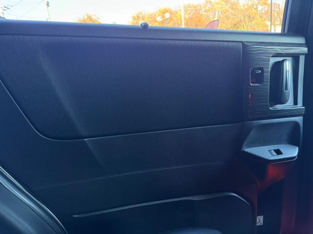 オデッセイ アブソルート・EXアドバンス ホンダセンシング 純正ナビフルセグBカメラ 純正フリップダウンモニター ハーフレザーシート コンフォートビューパッケージ 両側パワースライドドア BSM プッシュスタート シートカバー(44枚目)