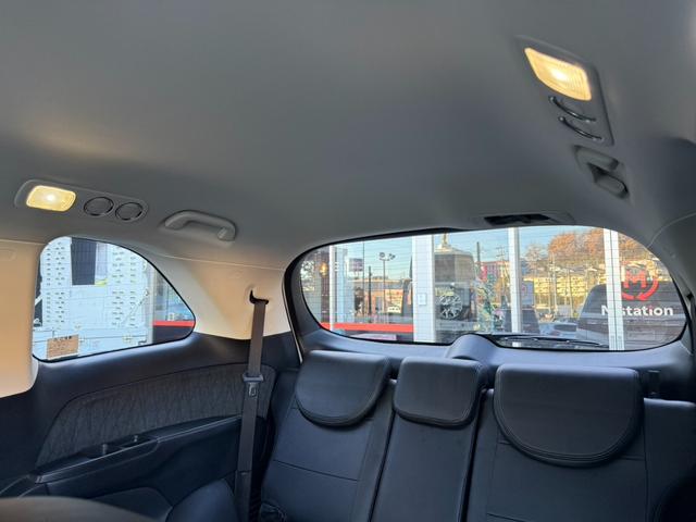 オデッセイ アブソルート・EXアドバンス ホンダセンシング 純正ナビフルセグBカメラ 純正フリップダウンモニター ハーフレザーシート コンフォートビューパッケージ 両側パワースライドドア BSM プッシュスタート シートカバー(48枚目)