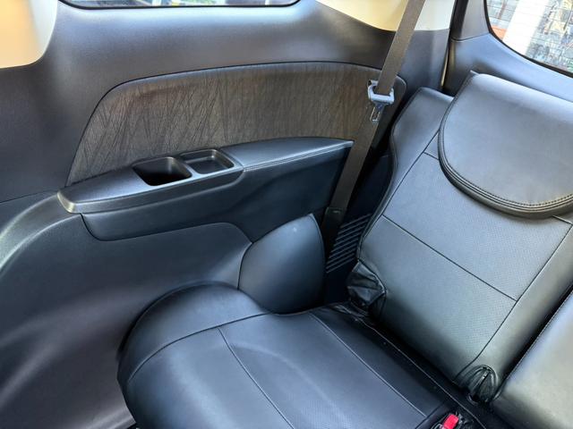 オデッセイ アブソルート・EXアドバンス ホンダセンシング 純正ナビフルセグBカメラ 純正フリップダウンモニター ハーフレザーシート コンフォートビューパッケージ 両側パワースライドドア BSM プッシュスタート シートカバー(50枚目)