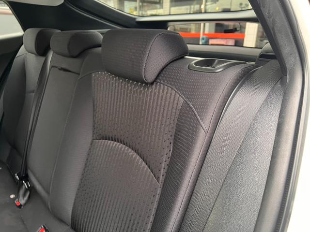 プリウス Ｓセーフティプラス　セーフティセンス　ＡＣＣ　ナビレディパッケージ　パーキングアシスト　ＨＵＤ　ＯＰＬＥＤフォグ　モデリスタ１５インチＡＷ　外品イクリプスナビフルセグＢカメラ　プッシュスタート　ドラレコ（31枚目）