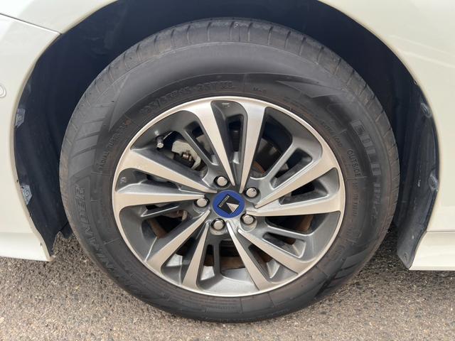 プリウス Ｓセーフティプラス　セーフティセンス　ＡＣＣ　ナビレディパッケージ　パーキングアシスト　ＨＵＤ　ＯＰＬＥＤフォグ　モデリスタ１５インチＡＷ　外品イクリプスナビフルセグＢカメラ　プッシュスタート　ドラレコ（33枚目）