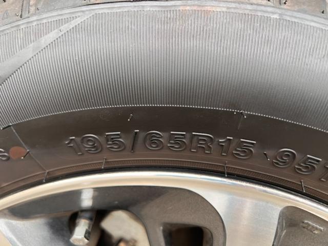 プリウス Ｓセーフティプラス　セーフティセンス　ＡＣＣ　ナビレディパッケージ　パーキングアシスト　ＨＵＤ　ＯＰＬＥＤフォグ　モデリスタ１５インチＡＷ　外品イクリプスナビフルセグＢカメラ　プッシュスタート　ドラレコ（36枚目）