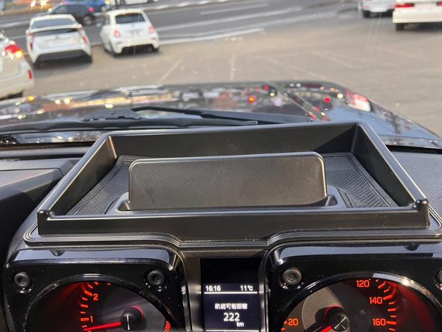 ジムニーシエラ ＪＣ　ワンオーナー　２インチリフトアップ　マッドテレインタイヤ　レイズ１５インチＡＷ　セーフティサポート　クルーズＣ　ダウンヒルアシスト　純正ナビフルセグＢカメラ　シートカバー（18枚目）