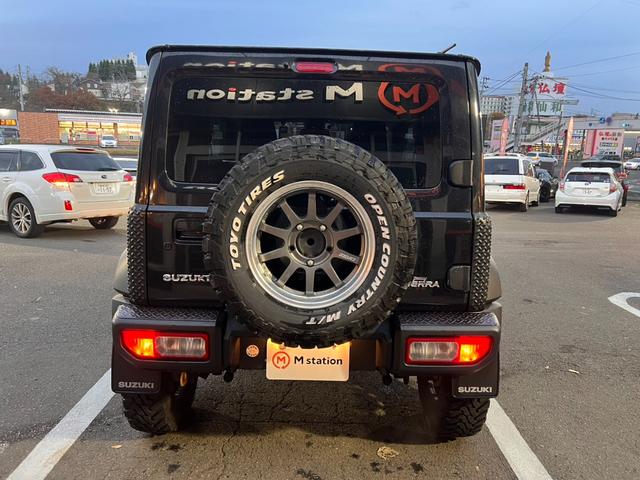 ジムニーシエラ ＪＣ　ワンオーナー　２インチリフトアップ　マッドテレインタイヤ　レイズ１５インチＡＷ　セーフティサポート　クルーズＣ　ダウンヒルアシスト　純正ナビフルセグＢカメラ　シートカバー（42枚目）