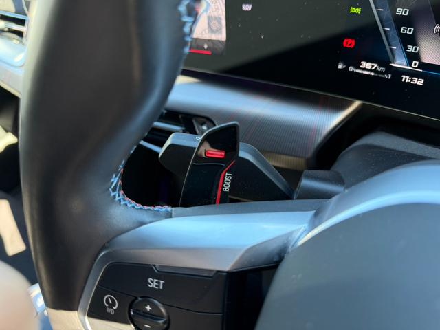 Ｘ２ Ｍ３５ｉ　ｘＤｒｉｖｅ　ワンオーナー　インテリジェントセーフティ　ＡＣＣ　ハーマンカードン　純正ナビＢカメラ３６０°カメラ　ＨＵＤ　ＢＳＭ　ハーフレザーシート　プッシュスタート　置くダケ充電　ＬＥＤヘッドライト（11枚目）