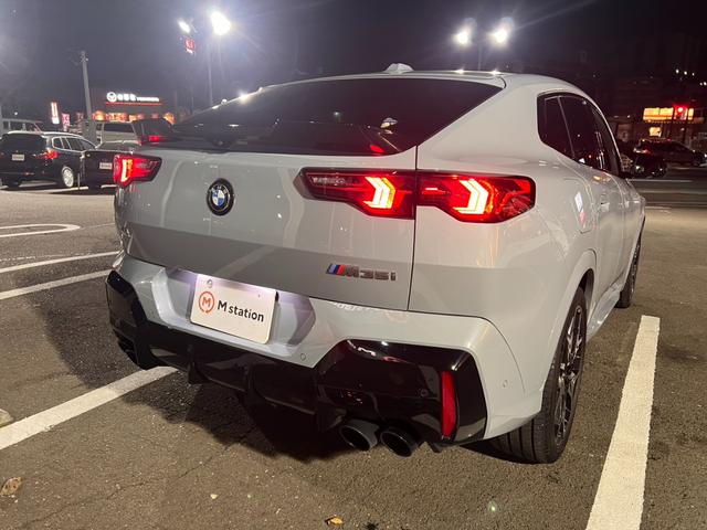 Ｘ２ Ｍ３５ｉ　ｘＤｒｉｖｅ　ワンオーナー　インテリジェントセーフティ　ＡＣＣ　ハーマンカードン　純正ナビＢカメラ３６０°カメラ　ＨＵＤ　ＢＳＭ　ハーフレザーシート　プッシュスタート　置くダケ充電　ＬＥＤヘッドライト（18枚目）