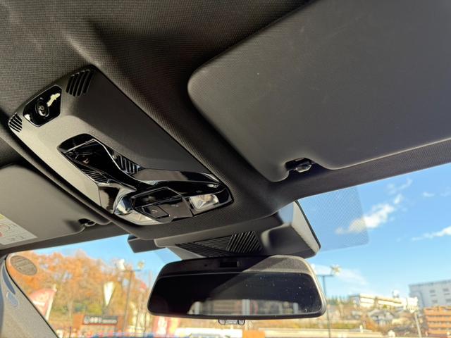 Ｘ２ Ｍ３５ｉ　ｘＤｒｉｖｅ　ワンオーナー　インテリジェントセーフティ　ＡＣＣ　ハーマンカードン　純正ナビＢカメラ３６０°カメラ　ＨＵＤ　ＢＳＭ　ハーフレザーシート　プッシュスタート　置くダケ充電　ＬＥＤヘッドライト（21枚目）