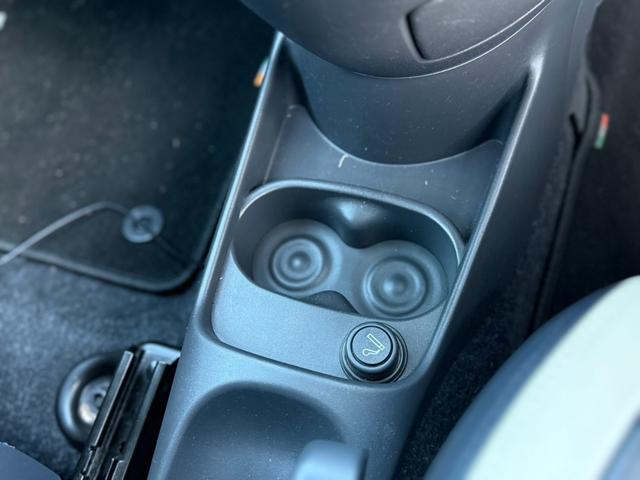 ５００ ツインエア　ポップ　レザーシート　外品レーダー　ステアリングリモコン　純正１５インチアルミ　キーレス（22枚目）