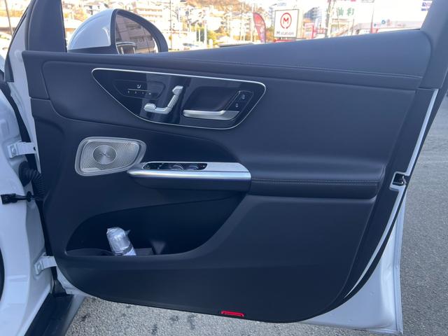 ＧＬＣ ＧＬＣ２２０ｄ　４マチック　ドライバーズパッケージ　ＡＭＧライン　ブルメスターサウンド　リアアクスルステアリング　アンビエントライト　パノラマルーフ　エクスクルーシブＰＫＧ　ドライバーズＰＫＧ　純正ナビフルセグＢカメラ　３６０°カメラ（29枚目）