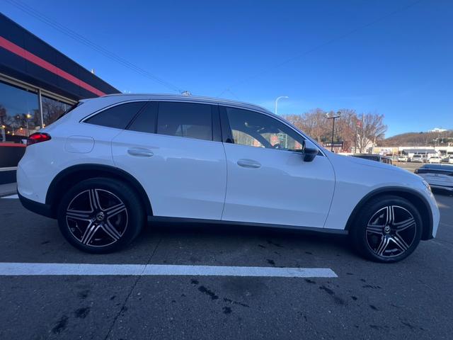 ＧＬＣ ＧＬＣ２２０ｄ　４マチック　ドライバーズパッケージ　ＡＭＧライン　ブルメスターサウンド　リアアクスルステアリング　アンビエントライト　パノラマルーフ　エクスクルーシブＰＫＧ　ドライバーズＰＫＧ　純正ナビフルセグＢカメラ　３６０°カメラ（53枚目）