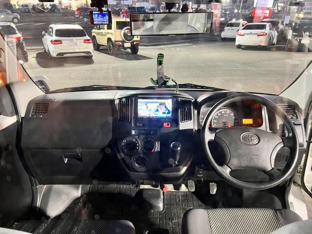 ライトエーストラック ＤＸシングルジャストロー三方開　５速マニュアル　外品ナビフルセグ　ドラレコ　三方開（6枚目）